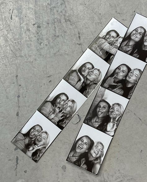 Photo Booth Ideas Best Friends, Polaroid Poses, Fun List, Photobooth Pictures, 사진 촬영 포즈, Happy 21st Birthday, Our Friendship, Insta Stories, Summer 24