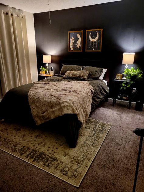 Dark And Moody Bedroom, Moody Bedroom, Dark Bedroom, Dark Home Decor, Bed Design Modern, Redecorate Bedroom, Small Room Bedroom, Master Bedrooms Decor, Room Inspiration Bedroom