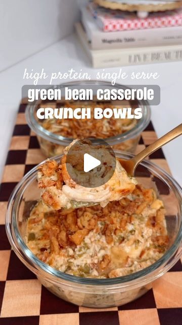 MaKayla Kim Thomas on Instagram: "I can’t even begin to explain to you how good this is—dare I say, even better than the real thing 😱 

it’s flavorful, creamy, crunchy, AND 294 cal + 38 protein let’s goooo 👏🏼

Single serve version of my green bean casserole in my Be Merry holiday cookbook ❤️

If you’re tired of guessing, ordering out, or eating the same bland meals on repeat—check out my digital cookbooks + fitness plans 💖 makaylathomas . com 

#mealprep #healthymeals #mealideas #highprotein #lowcarb #lunchideas #dinnerideas #easymeals #fallrecipes #thanksgivingrecipes #greenbeancasserole" Bland Meals, Turkey Meals, Makayla Thomas, Wls Recipes, Fitness Plans, Healthy High Protein Meals, Cottage Cheese Recipes, Keto Lunch, Small Snacks