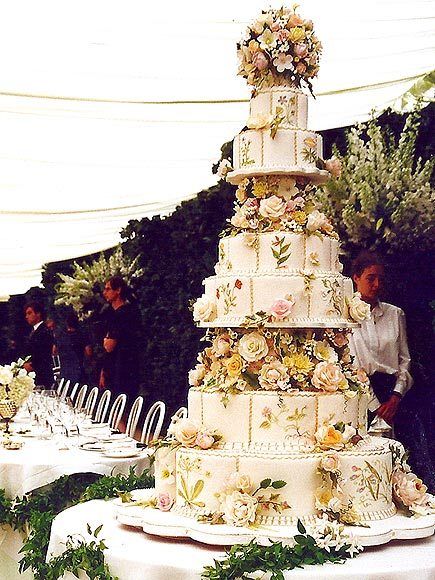 Royal Wedding Cakes Through the Ages: Princess Eugenie, Meghan Markle, Kate Middleton, Princess Diana | PEOPLE.com Tall Wedding Cake, Huge Wedding Cakes, Fairytale Wedding Theme, Royal Wedding Cake, Royal Cakes, Wedding Cake Tops, Marie Chantal, Amazing Wedding Cakes, Cool Wedding Cakes