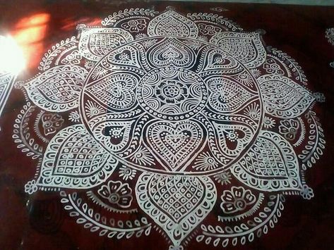 Big Alpona Design Bengali, Alpona Design Bengali, Alpana Art, Chalk Rangoli, Linga Bhairavi, Welcome Home Decoration, Alpona Art, Alta Design, Sankranthi Muggulu