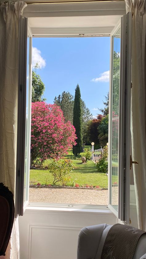 #window #view #france #countryside #aesthetic Backyard View From Window, Views From A Window, Countryside Mansion Aesthetic, France Countryside Aesthetic, Aesthetic Window View, Aesthetic Views From Window, Sleep Inspiration, France Countryside, Countryside View From Window