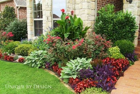 11 Oklahoma Landscaping Ideas to Beautify Your Home (Photos) 12 Oklahoma Flower Beds Landscape Design, Oklahoma Front Yard Landscaping, Oklahoma Landscaping Ideas, Oklahoma Landscaping Front Yards, Oklahoma Landscape Ideas, Oklahoma Landscaping, Oklahoma Landscape, Southwest Chic, Patio Plants