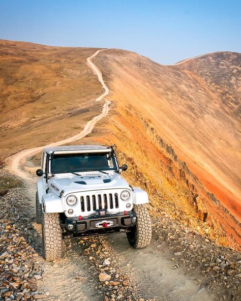 Lifted Colorado, Colorado Mountains Photography, Jeep Lifted, Mountains Aesthetic Colorado, Golden Colorado Hiking, Old Fall River Road Colorado, Jeep Wrangler Girl, New Luxury Cars, New Nissan