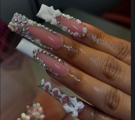 Baddie Birthday, Diy Acrylic Nails, Ombre Acrylic Nails, Claw Nails, Colored Acrylic Nails, Cute Acrylic Nail Designs, French Acrylic Nails, Long Acrylic Nails Coffin, Unique Acrylic Nails