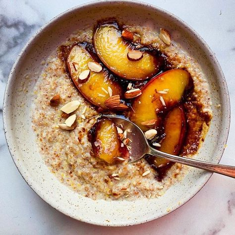 7 Hot Cereals to Try Instead of Oatmeal ... Wheat Porridge, Hot Breakfast Cereal, Chia Pudding Recipes Healthy, Caramelized Peaches, Breakfast Porridge, Cream Of Wheat, Hot Cereal, Chia Pudding Recipes, Pomegranate Molasses