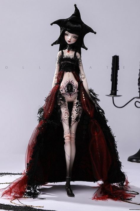 Doll Character, Vampire Doll, Doll Poses, Goth Doll, Doll Chateau, Bjd Fantasy Dolls, Goth Bjd Dolls, Bjd Doll, Gothic Porcelain Doll