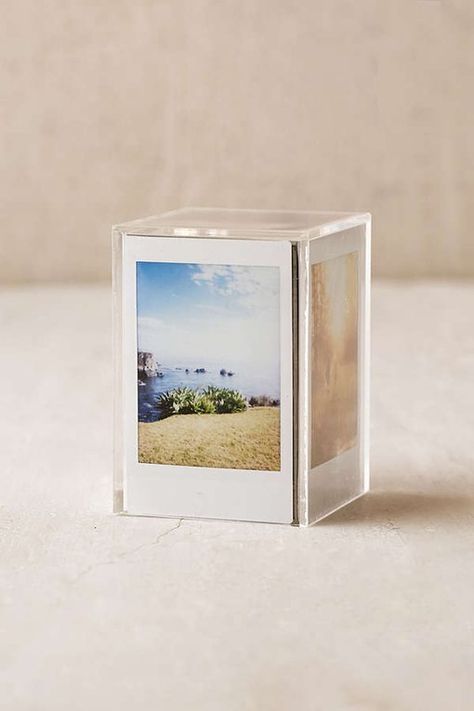 15 White Elephant Gifts You Actually Wouldn't Mind Getting | Hunker Polaroid Display, Polaroid Diy, Frame Foto, Instax Frame, Instax Mini 90, Fuji Instax, Instax Photos, Instant Photography, Decoration Photo