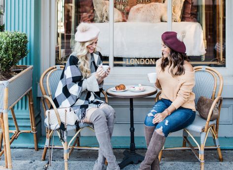 What To Pack For Every Season in Savannah | VisitSavannah.com Savannah Georgia Outfit, Savannah Tours, Outfit Ideas Winter, Georgia Vacation, Visit Savannah, Downtown Savannah, Forsyth Park, Michelin Star Restaurant, Most Haunted