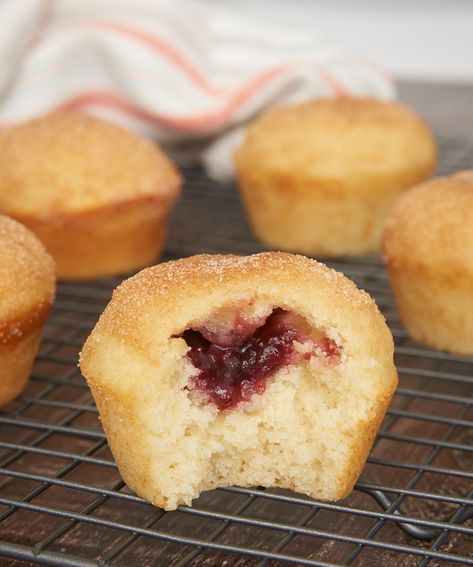 Muffins are such a wonderful treat for breakfast, brunch, a snack, or anytime the craving strikes. This collection of muffin recipes from Bake or Break features a variety of flavors such as banana, blueberry, citrus, chocolate, spice, and more! #muffins #breakfast #brunch ~ https://bakeorbreak.com Doughnut Muffins, Donut Muffins, Sweet Breakfast Treats, Taiwan Food, Filled Muffins, Muffin Tin Recipes, Homemade Muffins, Baking Muffins, Best Breakfast Recipes