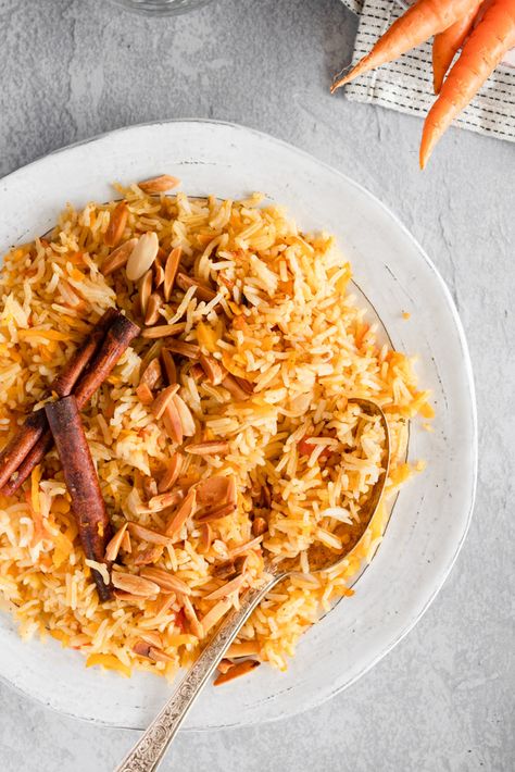 Basmati Rice Dishes, Carrot Rice, Iran Food, Ancient Recipes, Vegan Main Dishes, Carrot Recipes, Middle Eastern Recipes, Meatless Meals, Rice Recipe