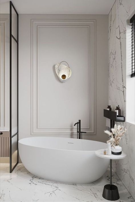 Modern Classic Bathroom Design Luxury, American Classic House Interior, Neo Classical Bathroom, Classy Bathroom Ideas, Neoclassical Bathroom, American Classic Interior, Modern Classic Bathroom, Parisian Bathroom, Classical Bathroom