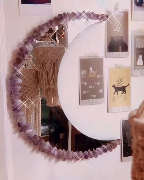 So in love with how my signature crystal moon mirrors are turning out!! The beauty featured in this video was made with Madagascar amethyst… Moon Mirrors, Diy Crystal Crafts, Crystal Alter, Violet Room, Spiritual Room, Crystal Mirror, Moon Mirror, Crystal Room, Floral Mirror