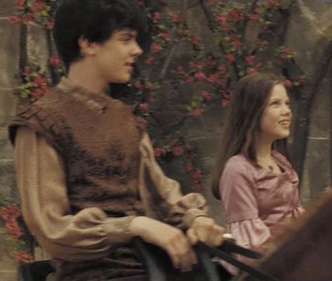 Lucy And Edmund, Narnia Lucy, Edmund Pevensie, Narnia