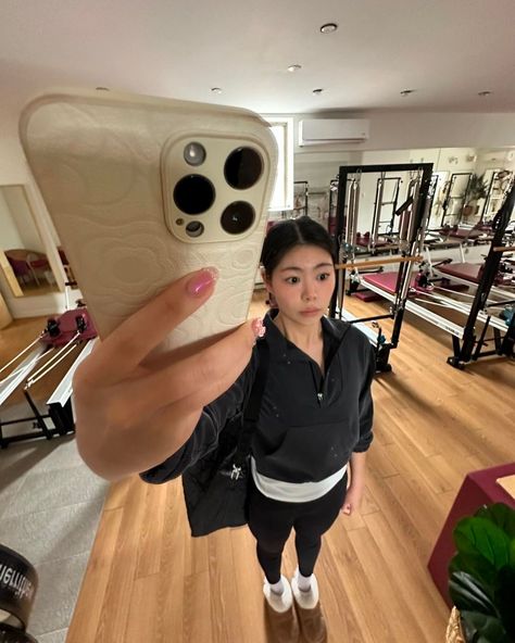 Top Angle Selfie, Pilates Selfie, Wide Angle Selfie, Sling Top, Tin Tin, Wide Angle Lens, April 15, Workout Outfit, Pilates Workout