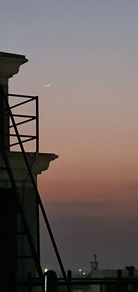 #eid #ramzan #moon #chand #chandrapur #Maharashtra #fizzashivji #infinity6286 #india Ramzan Moon, Ramzan Video, Ramzan Wishes, Eid Mubarak Pic, Ramzan Eid, Eid Moon, Eid Mubarak Photo, Dior Wallpaper, Meldi Ma Hd Photo