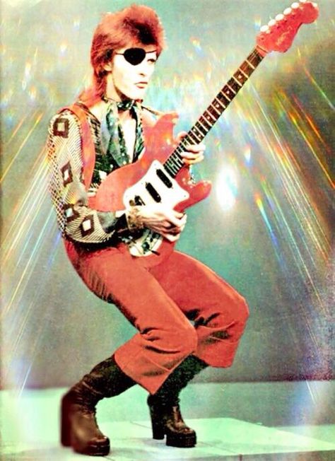 Halloween Jack. Ziggy Played Guitar, Bowie Ziggy Stardust, Bowie Starman, David Bowie Ziggy, Space Oddity, Major Tom, Iggy Pop, We Will Rock You, Alice Cooper