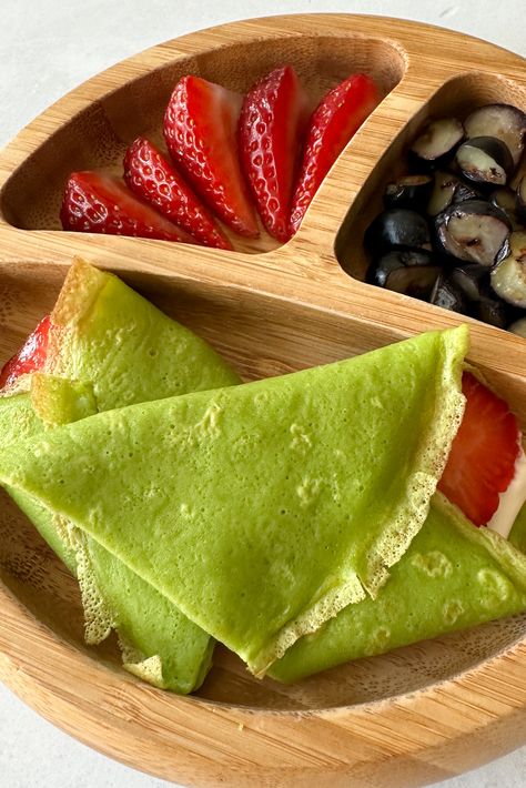 Spinach Crepes - Feeding Tiny Bellies Olive Meals, Spinach Baby Food, Spinach Crepes, Tiny Bellies, Crepe Ingredients, Baby Breakfast, Crepes Filling, Baby Meals, Fun Breakfast