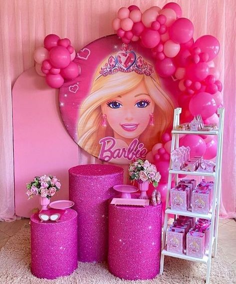 Barbie Party Decorations, Princess Adventure, Crochet Princess, 1st Birthday Cakes, Barbie Theme, Girl Birthday Decorations, All Pink, Birthday Balloon Decorations, Diy Birthday Decorations