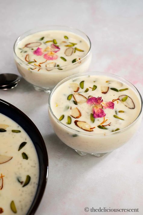 Vegan Indian Dessert, Indian Rice Pudding, Instant Pot Rice, Rice Kheer, Rice Pudding Recipe, Kheer Recipe, Creamy Rice, Veggie Delight, Indian Dessert Recipes