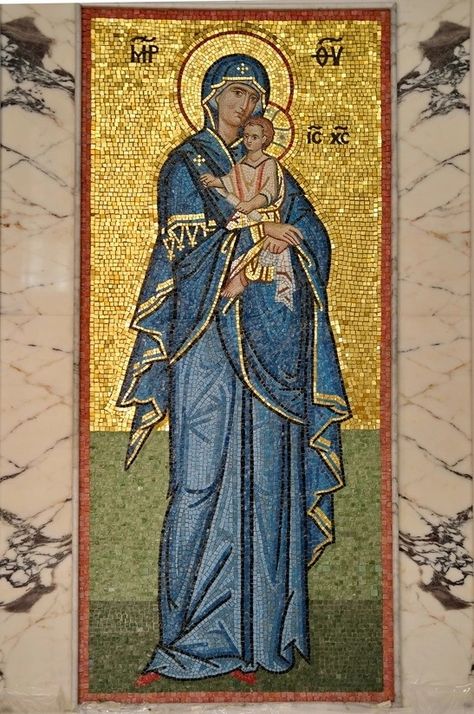 Christian Mosaic, Catholic Artwork, Christian Illustration, Byzantine Mosaic, Orthodox Christian Icons, Mosaic Art Projects, Mosaic Artwork, Christian Symbols, Byzantine Art