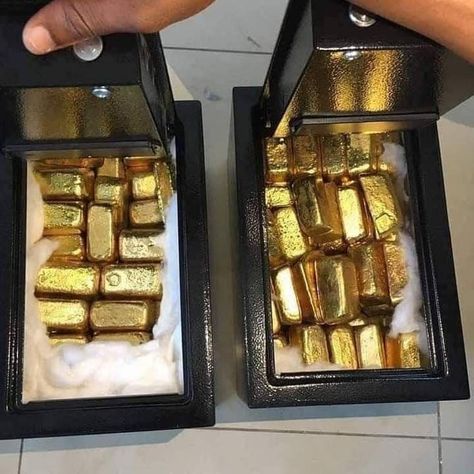 We  offer Au Gold Dust and Bars as follows
COMMODITY: AU ( GOLD ) DORE BARS
FINENESS: 22+Carats
PURITY: 96.7%
QUANTITY:500kg
MONTHLY Qty:200KG Trial
PRICE: $30,000usd per KG
ORIGIN:   Cameroon
Banyambe Bobe Bokwe
Tel: +237 671 414 823 Bar Pics, Gold Ira, Gold Video, Gold Bullion Bars, Gold Investments, Money Collection, Army Pics, Money Stacks, Gold Bars