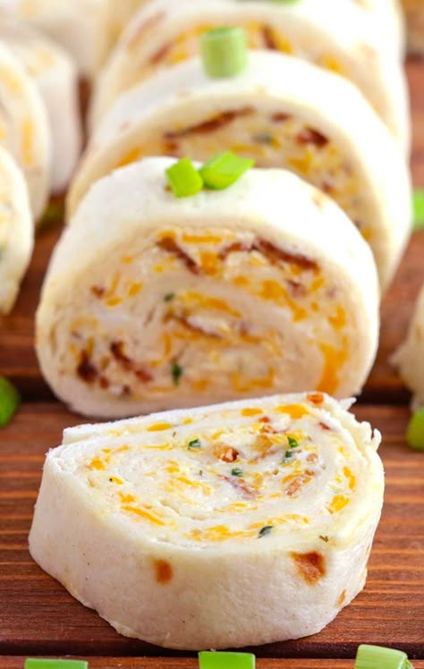 Bacon Cheddar Tortilla Roll Ups - Sugar Apron Cream Cheese Tortilla, Tortilla Rollups, Low Carb Veggie, Pinwheel Appetizers, Tortilla Rolls, Cheese Roll, Roll Ups Recipes, Dips And Snacks, Queso Cheddar