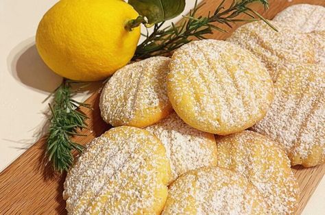 Lemon Rosemary Cornmeal Cookies Polenta Cookies, Lemon Rosemary Cookies, Lemon Tea Cookies, Rosemary Polenta, Rosemary Cookies, Lemon Ricotta Cake Recipes, Cornmeal Cookies, Lemon Polenta, Lemon Biscotti