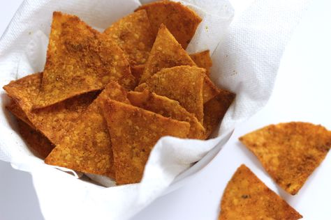 Easy vegan cheesy Doritos recipe Vegan Doritos, Dairy Free Nacho Cheese, Nacho Cheese Doritos, Doritos Recipes, Healthy Nachos, Meat Dinners, Allergy Free Recipes, Healthy Homemade Recipes, Nacho Cheese