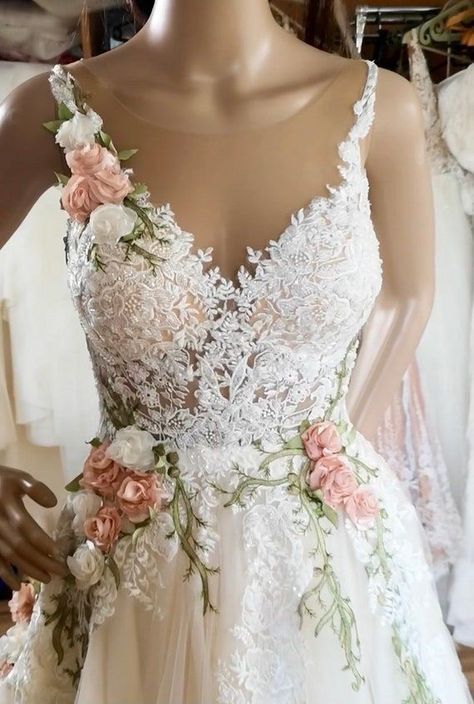 Wedding Dress With Roses, Flowery Wedding Dress, Victorian Ideas, Dress With Roses, Fairytale Party, Floral Wedding Dress, Wedding Dresses With Flowers, Fairy Wedding, V Neck Wedding Dress