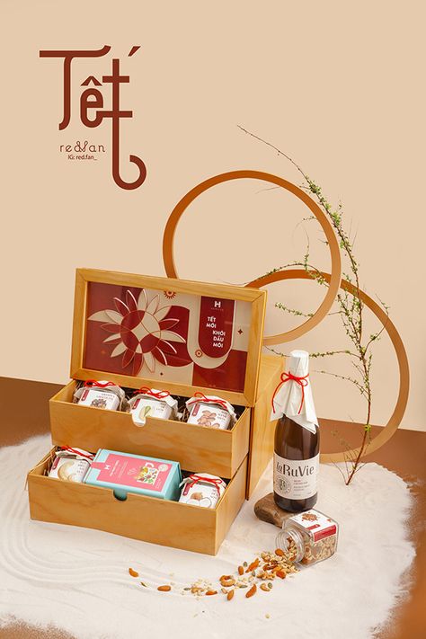 Cny Photoshoot Product, Lunar New Year Box, Cny Hampers Photography, Lunar New Year Hampers, Chinese New Year Hampers Photography, Gift Set Photography, New Year Gift Box Ideas, Hampers Photoshoot, Lunar New Year Packaging