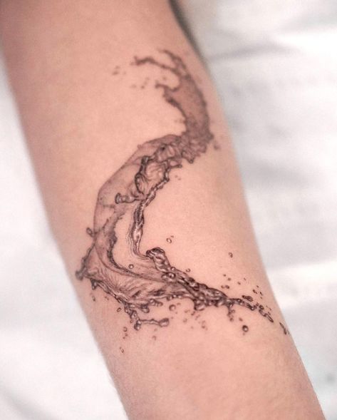 Single Needle Tattoo, Water Tattoo, Tiny Tattoos, Tattoo Ideas, Instagram Profile, Tattoos, Water, On Instagram, Quick Saves