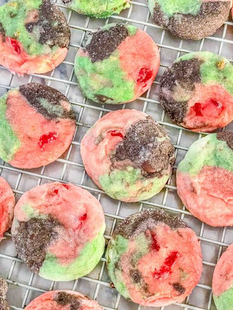 Spumoni Sugar Cookies are a delicious homemade cookie recipe! Inspired by Italy, these Italian flavors of chocolate, cherry, and pistachio are also represented in three colors like colored Neapolitan cookies. A great soft Christmas cookie recipe. Neapolitan Cookies, Homemade Cookie Recipe, Delicious Cookies Homemade, Create Board, Homemade Cookie, Christmas Cookie Recipe, Soft Christmas, Cookie Recipes Homemade, Baking Recipes Cookies