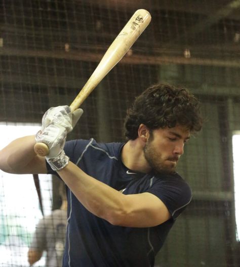 Dansby-Swanson-Louisville-Slugger-Bat Dansby Swanson Aesthetic, Dansby Swanson Hair, Kai Rhodes, Rhodes Aesthetic, Louisville Slugger Bat, Liz Tomforde, Hot Baseball Players, Baseball Men, Dansby Swanson