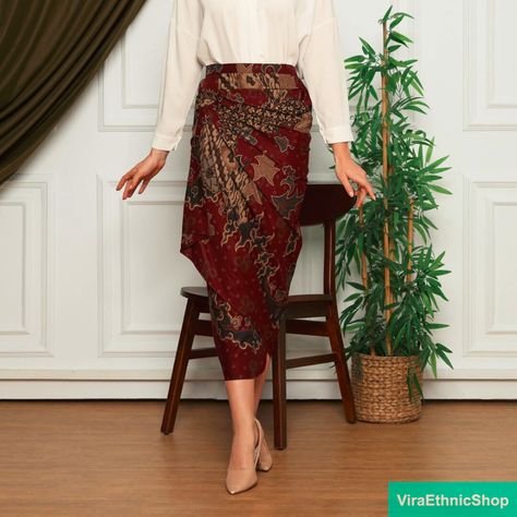 This Womens Dresses item is sold by ViraEthnicShop. Ships from Indonesia. Listed on Jan 22, 2024 Batik Bali, Outer Batik, Rok Lilit, Traditional Skirts, Maroon Skirt, Batik Skirt, Skirt Wrap, Hippie Skirts, Pattern Skirt