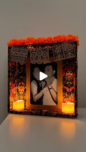 Vanessa Sanchez | Nice Cosas® on Instagram: "✨Dia de Muertos Nicho for Small Spaces✨ Space inside my house is hard to come by. I thought I’d share a nicho you can make to honor your departed loved ones, that doesn’t take up a lot of room. It’s lightweight, and you can probably make one with things you have on hand. You can customize it however you like! There’s still plenty of time to make one before Dia de Muertos.  • Tutorial will be saved under the “Tutorial” highlight for future reference. You can also save this post to make this later ☺️ • 🎶: Bonita - O2🎶 • #nicecosas #tutorial #tutorials #diademuertos #dayofthedead #diadelosmuertos #ddlm #ddlmtutorial #nicho #altar #diademuertosaltar #diademuertosnicho #diy #diynicho #diydayofthedead" Shoebox Ofrenda, Diy Altar De Muertos Ideas, Diy Ofrenda Alter, Diy Altar, Diy Day Of The Dead, Dia De Los Muertos Decorations Ideas, Altar Ideas, Diy Picture Frames, Decorations Ideas