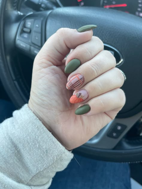 Matt Fall Nail Designs, Pumpkin And Leopard Nails, Green Nails With Pumpkin, Simple Fall Nails Green, Oval Acrylic Nails Designs Fall, Green Pumpkin Nails, Pumpkin Plaid Nails, Army Green Fall Nails, Fall Accent Nail Ideas