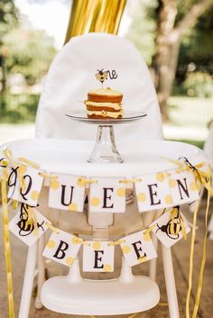 Princess Crown Cake, Bee Themed Birthday Party, 1st Birthday Party For Girls, Bee Birthday Party, Bee Day, 1st Birthday Party Themes, 1st Birthday Themes, Bee Party