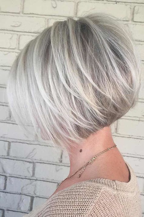 Short Stacked Bob Haircuts, Short Stacked Bobs, Κούρεμα Bob, Balayage Bob, Stacked Bob Haircut, Bob Haircut For Fine Hair, Layered Bob Hairstyles, Short Grey Hair, Inverted Bob