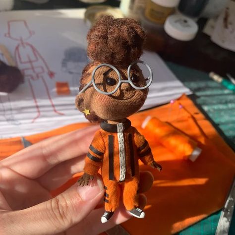 Stop Motion Character Design, Adeena Grubb, Stop Motion Characters, Stop Motion Puppet, Human Puppet, Handmade Puppet, Puppets Diy, Animation Stop Motion, Puppet Making