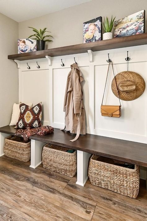 Modern Mudroom, Mudroom Entry, Mudroom Remodel, Bench Mudroom, Mudroom Entryway, Mudroom Decor, Mud Room Storage, Mudroom Design, Diy Entryway