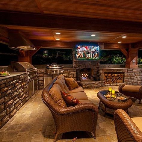 Cottage Patio, Outdoor Living Space Design, Party Backyard, Outdoor Covered Patio, Patio Grill, Landscaping Backyard, Outdoor Fireplace Patio, Outdoor Kitchen Plans, Outdoor Bbq Kitchen