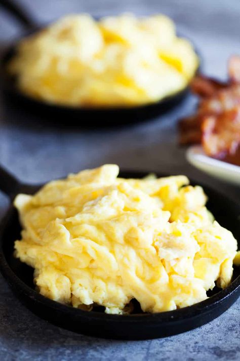 Country Buttermilk Scrambled Eggs Best Scrambled Eggs, Eggs Cheese Breakfast, Fluffy Scrambled Eggs, Creamy Scrambled Eggs, Scrambled Eggs Recipe, Best Breakfast Recipes, Key Lime Pie, Think Again, Breakfast Brunch Recipes