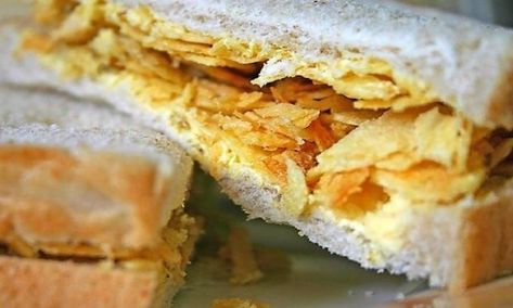 Crisp sandwich 1000 ideas about Crisp Sandwiches on Pinterest Pretzel crisps Crisp Sandwich, Queso Cheddar, Irish Recipes, British Food, White Bread, Coleslaw, Potato Chips, Party Food, Kiwi