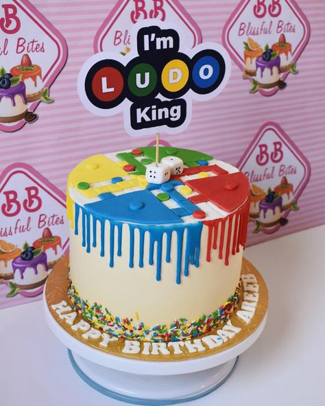 Ludo Cake, Easy Breakfast Sandwich, Cake Design Images, Cake Designs Images, Cool Cake Designs, Baking Substitutes, Birthday Cake Ideas, Image Ideas, Pretty Birthday Cakes