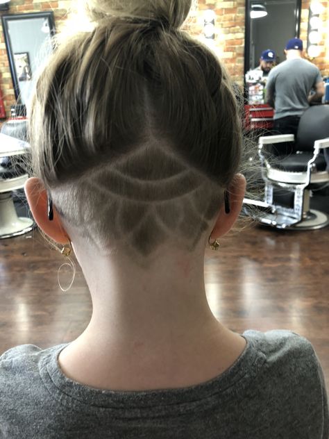 Girls Undercut Hairstyles Kids, Girls Undercut Hairstyles, Girls Shaved Hairstyles, Kids Undercut, Female Undercut Long Hair, Uneven Haircut, Sage Hair, Aria Hair, Best Undercut Hairstyles