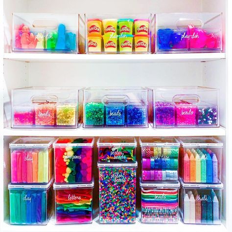 THE HOME EDIT ® on Instagram: “Hobbies include…sorting beads by color ✨🌈 Tap the photo or visit shop THE feed [link in bio] for product links! ✨” The Home Edit Pantry, Home Edit Pantry, Rainbow Organization, Craft Closet Organization, Craft Organisation, Store Shelves Design, Home Edit, House Organisation, Organization Skills