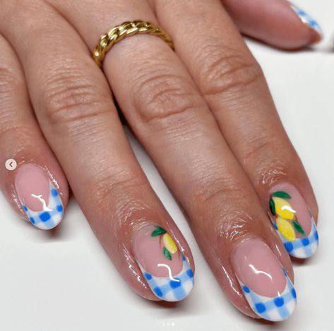 40+ Plaid Nail Designs for the Ultimate Preppy Look Easter Plaid Nails, Cool Nail Inspo Summer, Gingham French Tip Nails, Pink Plaid Nail Designs, Pink Gingham Nails, Fruit Summer Nails, Blue Gingham Nails, Red Gingham Nails, Nail Designs Preppy