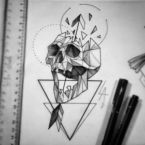 Geometric Skull, Wings Sketch, Skulls Drawing, Geometric Drawing, Desenho Tattoo, Skull Tattoos, Cool Art Drawings, Skull Art, Tattoo Sketches