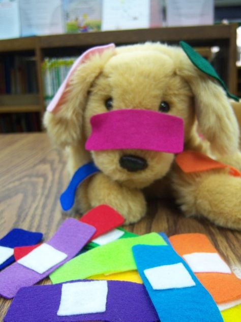 Felt Bandaids for dramatic play Pet Study, Community Helpers Theme, Pet Theme, Flannel Friday, Community Helpers Preschool, Dramatic Play Preschool, Speech Path, Dramatic Play Centers, Community Helper